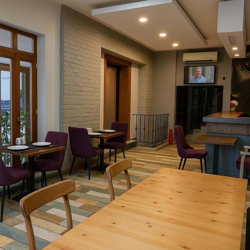Blue Point Hotel